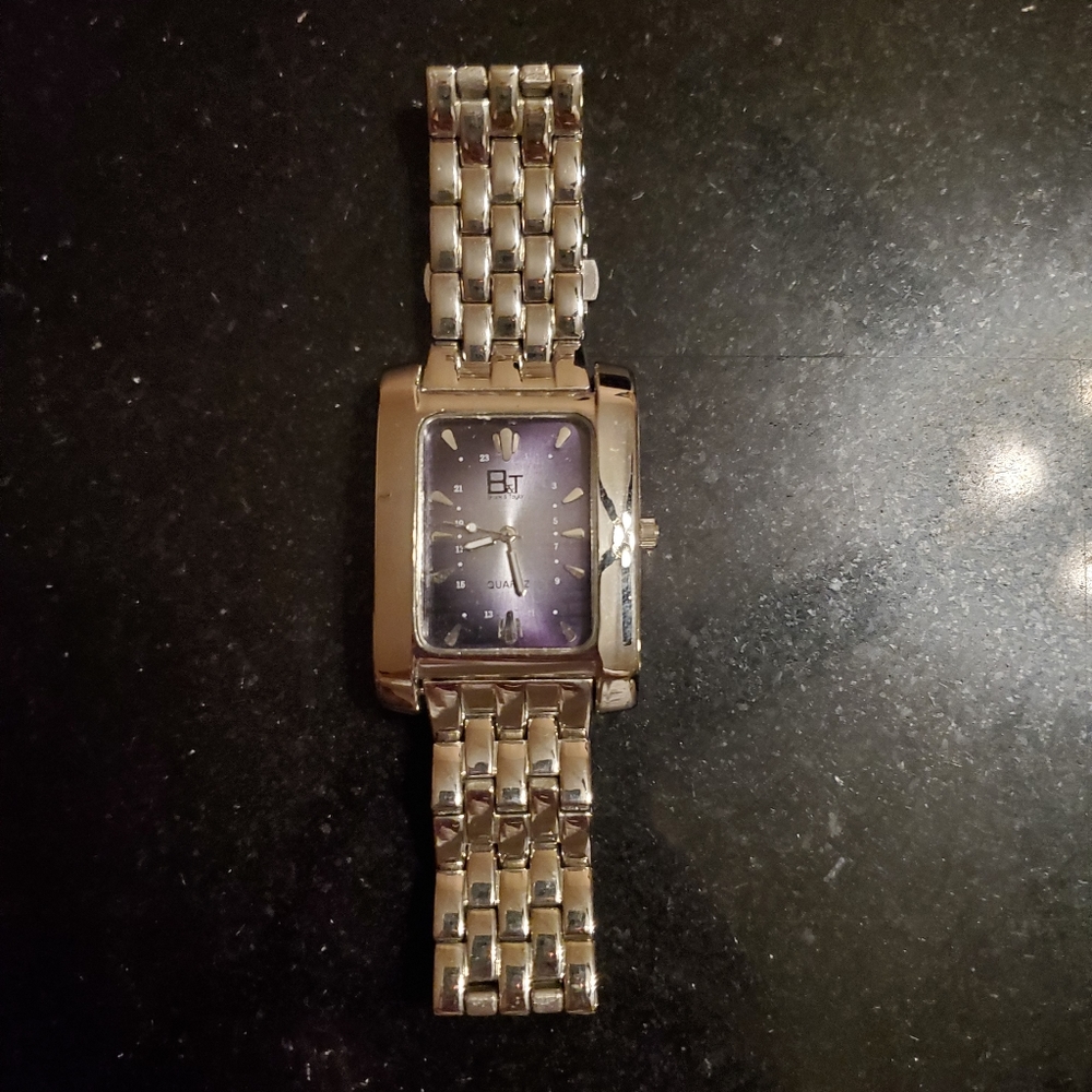 Brook and Taylor Quartz Watch